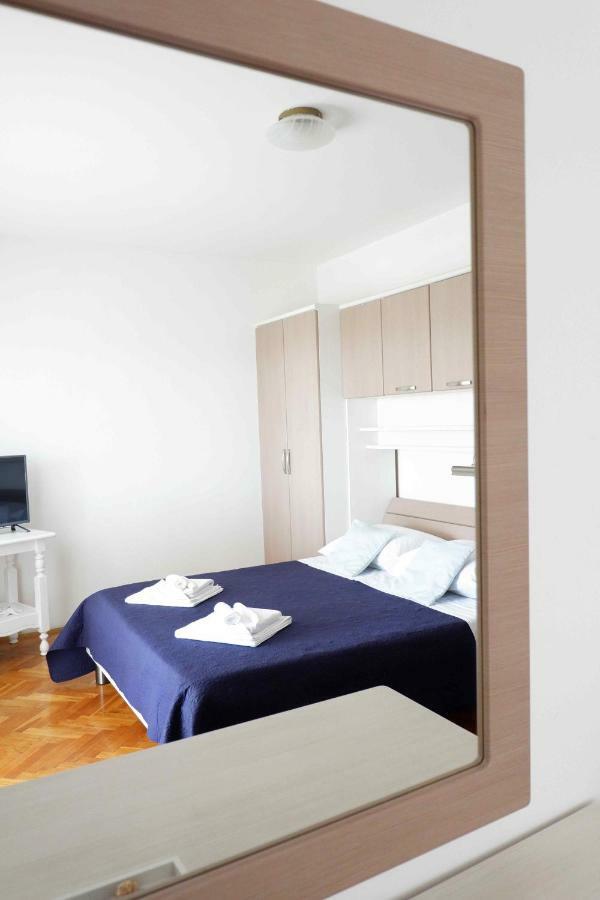 Apartment Ponos Krk Town Buitenkant foto