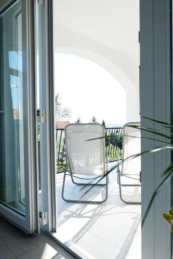 Apartment Ponos Krk Town Buitenkant foto